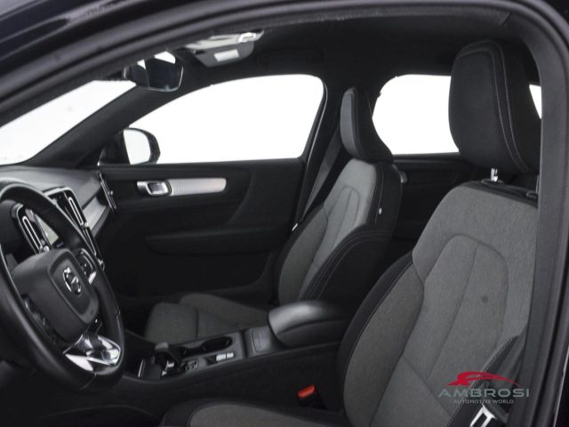 VOLVO XC40 usata 8