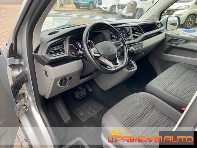 VOLKSWAGEN Caravelle usata, con Airbag laterali