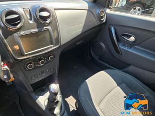 DACIA Sandero usata, con Specchietti laterali elettrici