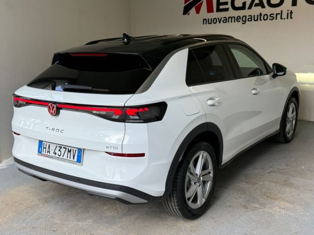 VOLKSWAGEN T-Roc usata, con Autoradio