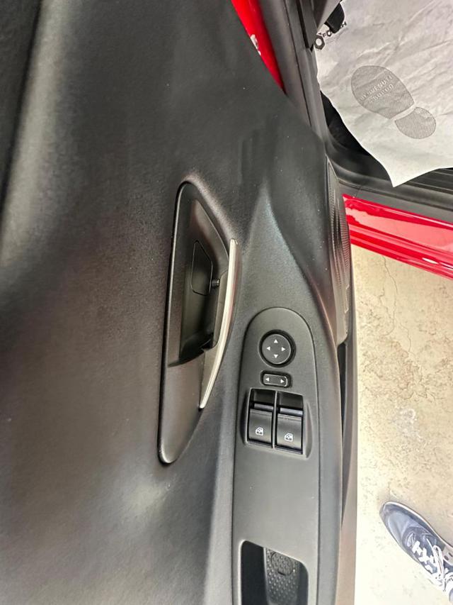 LANCIA Ypsilon usata, con Airbag testa