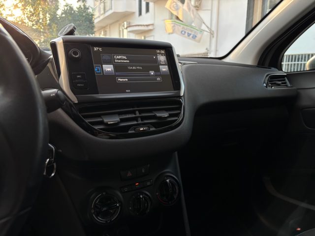 PEUGEOT 208 usata, con Limitatore di velocità
