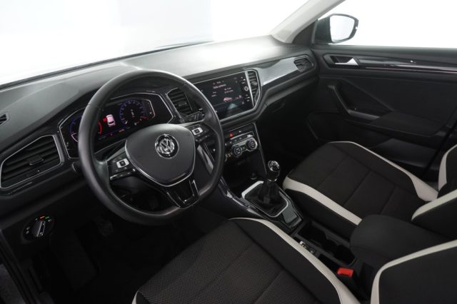 VOLKSWAGEN T-Roc usata 1