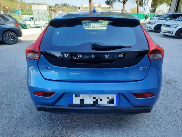 VOLVO V40 usata, con Autoradio