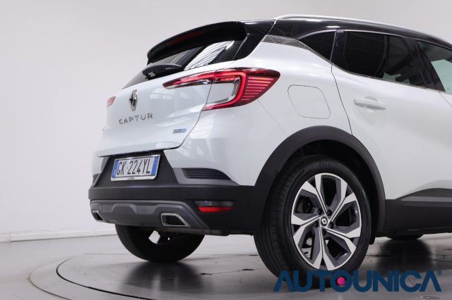 RENAULT Captur usata, con Telecamera per parcheggio assistito