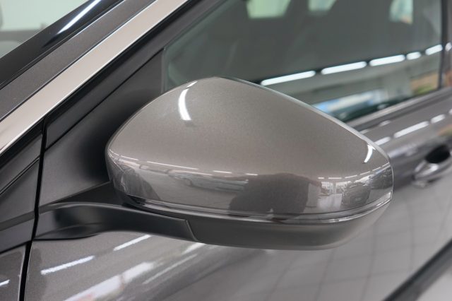 PEUGEOT 5008 usata, con Autoradio digitale
