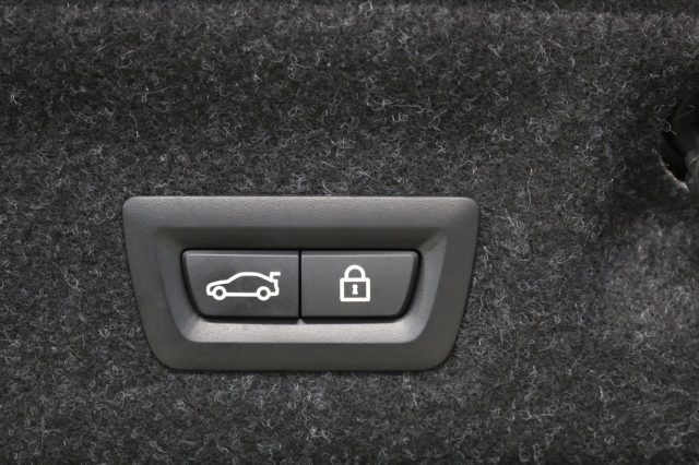 BMW M4 usata, con Autoradio digitale