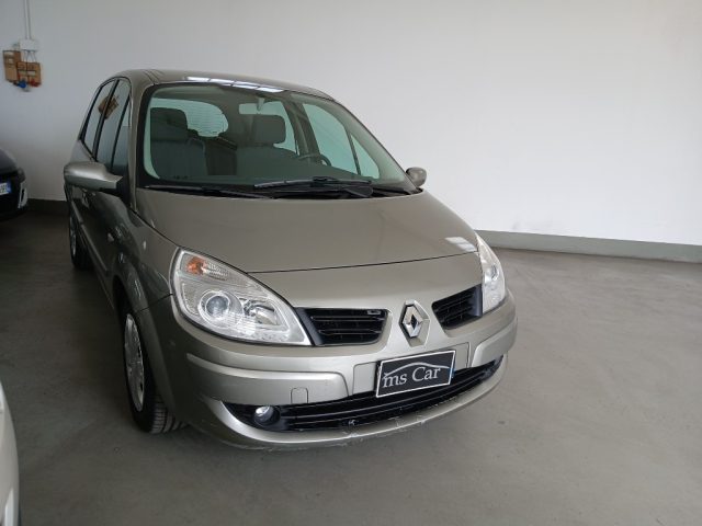 RENAULT Scenic usata 24