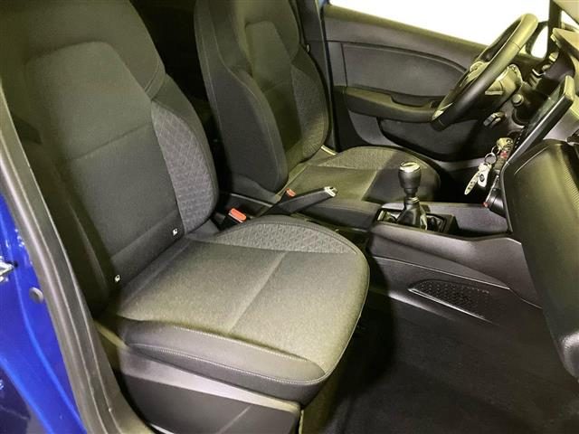 RENAULT Clio usata, con Fari LED