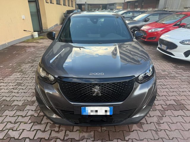 PEUGEOT 2008 usata, con Airbag