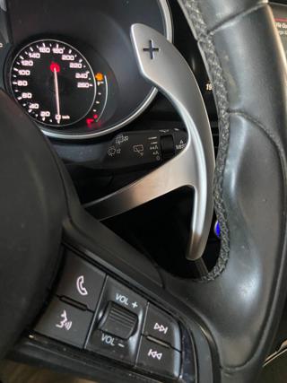 ALFA ROMEO Stelvio usata, con Leve al volante