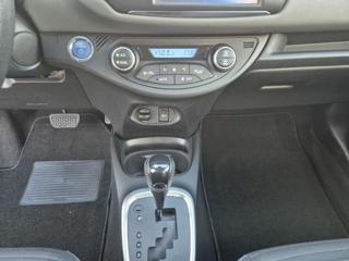 TOYOTA Yaris usata, con USB