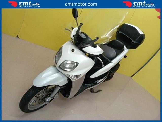 YAMAHA Xenter 150 usata 14