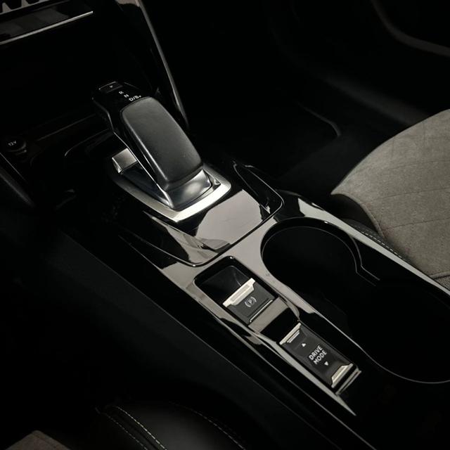 PEUGEOT 208 usata, con Luci diurne LED