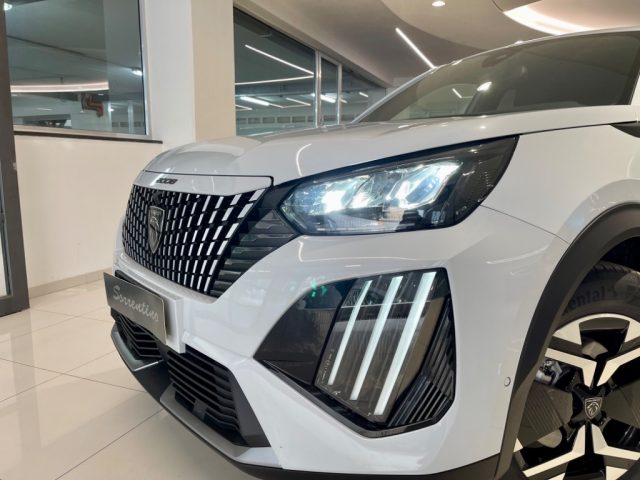 PEUGEOT 2008 usata, con Boardcomputer