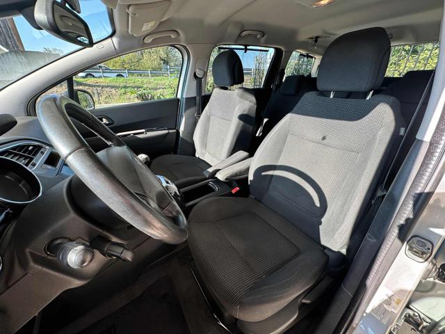 PEUGEOT 5008 usata, con Sedile posteriore sdoppiato