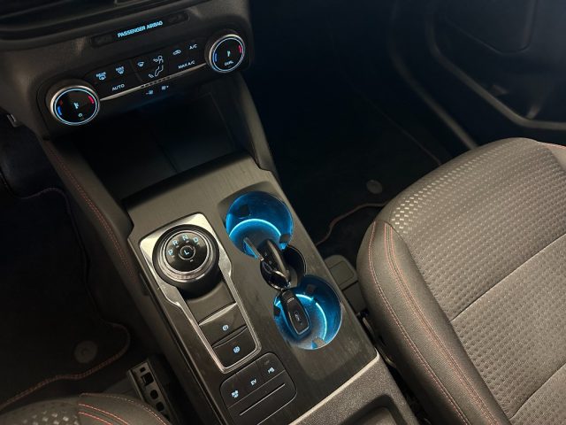 FORD Kuga usata, con Touch screen