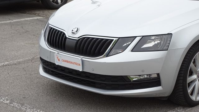 SKODA Octavia usata, con Sensori di parcheggio anteriori