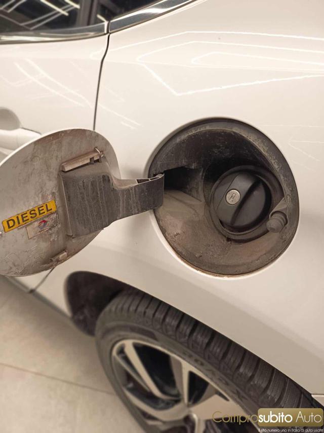 PEUGEOT 2008 usata 24