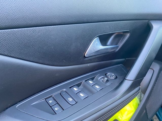 PEUGEOT 308 usata, con Boardcomputer