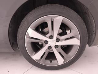 PEUGEOT 308 usata, con Touch screen