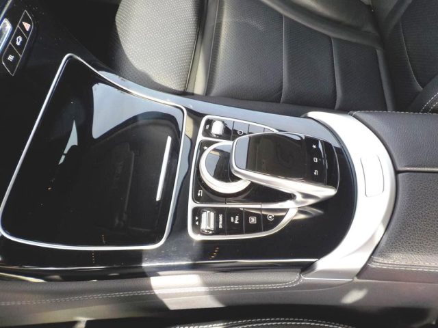 MERCEDES-BENZ GLC 220 usata 60