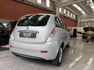 LANCIA Ypsilon usata, con Isofix