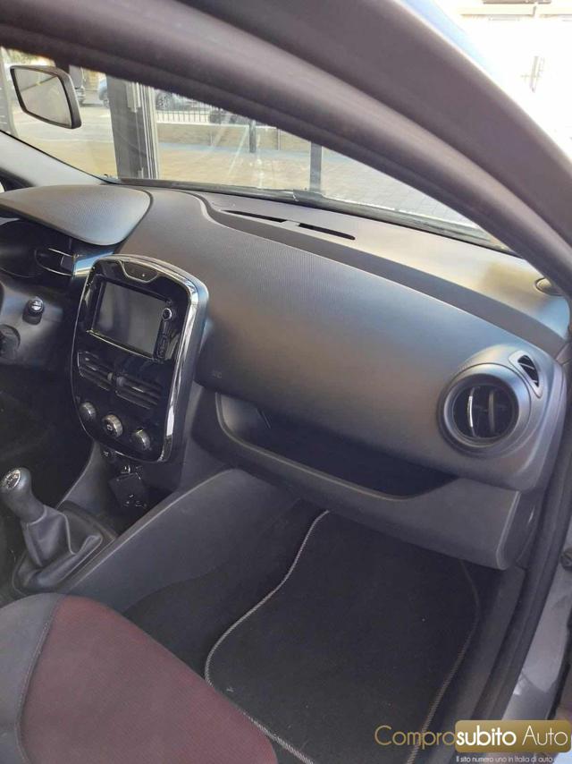 RENAULT Clio usata 19