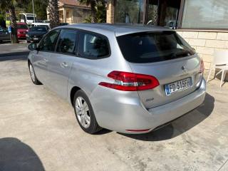 PEUGEOT 308 usata, con Autoradio