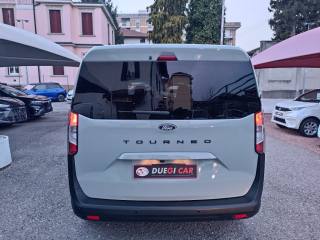FORD Tourneo Courier usata, con Autoradio