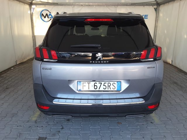 PEUGEOT 5008 usata, con Sistema di navigazione