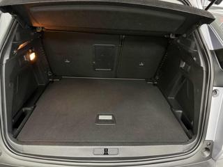 PEUGEOT 3008 usata, con Sensori di parcheggio posteriori