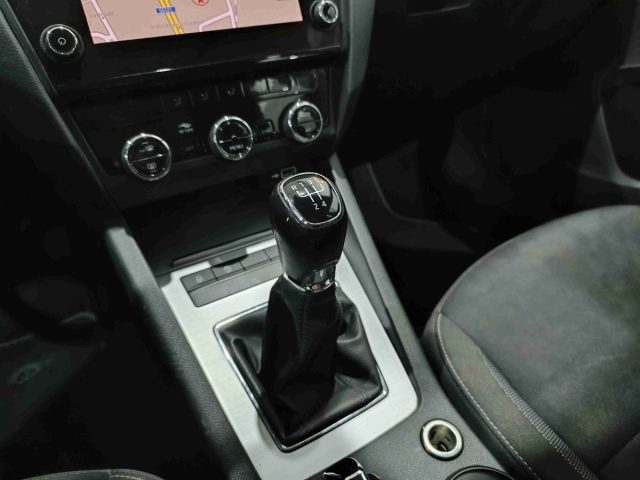 SKODA Octavia usata, con Controllo automatico clima