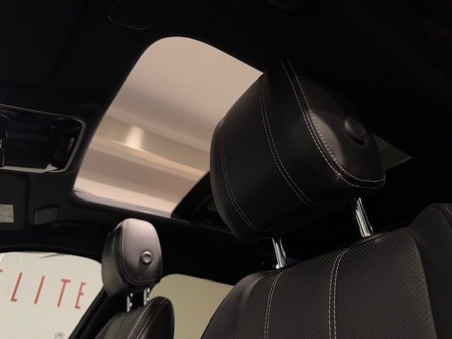 LAND ROVER Range Rover Velar usata, con Luci diurne LED