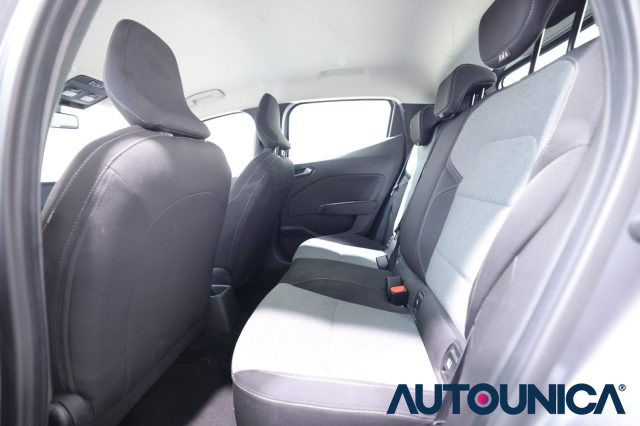 RENAULT Clio usata, con Airbag testa