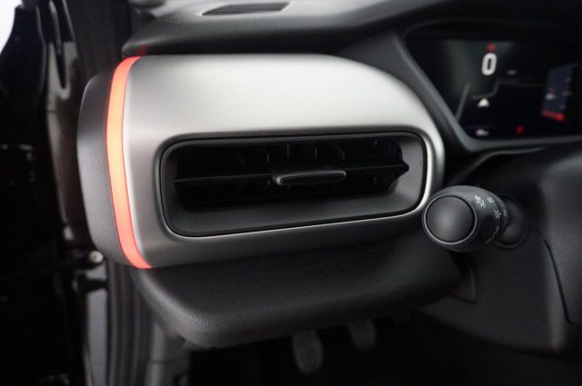 JEEP Avenger usata, con Sedile posteriore sdoppiato