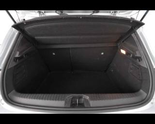 RENAULT Clio usata, con Fari LED