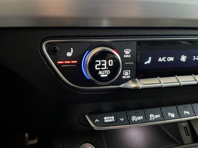 AUDI Q5 usata, con Sedili riscaldati