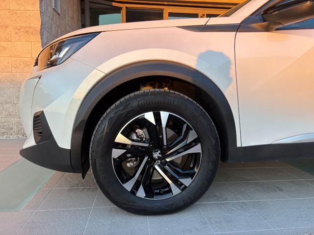 PEUGEOT 2008 usata, con Specchietti laterali elettrici
