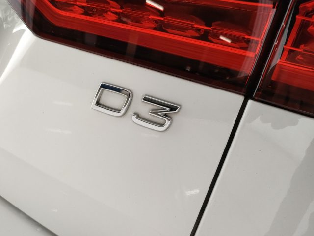 VOLVO V60 usata, con Sedile posteriore sdoppiato