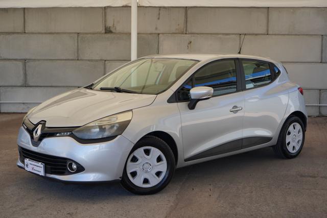 RENAULT Clio usata, con Airbag