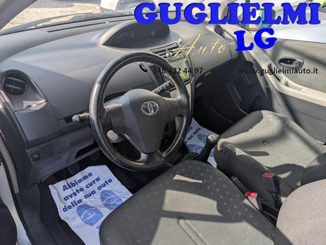 TOYOTA Yaris usata, con Fendinebbia