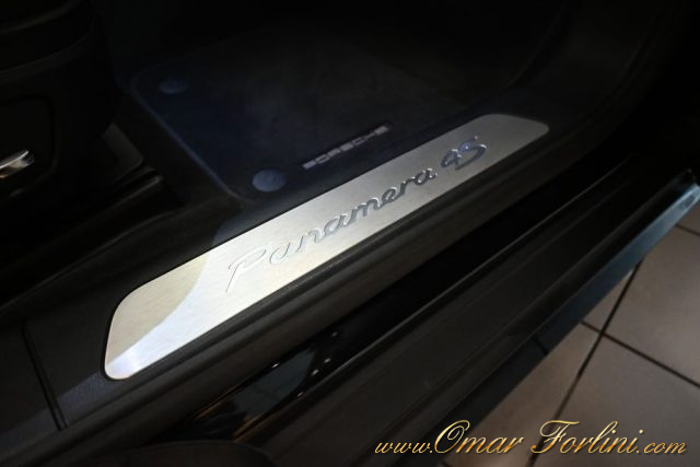PORSCHE Panamera usata 208