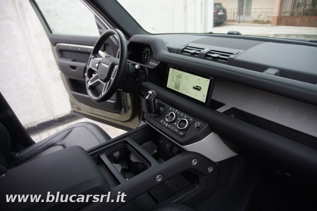 LAND ROVER Defender usata, con Controllo trazione