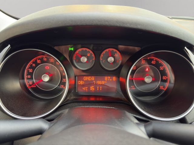 FIAT Punto usata, con Bluetooth