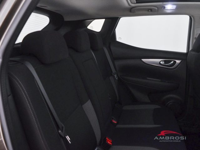 NISSAN Qashqai usata 10