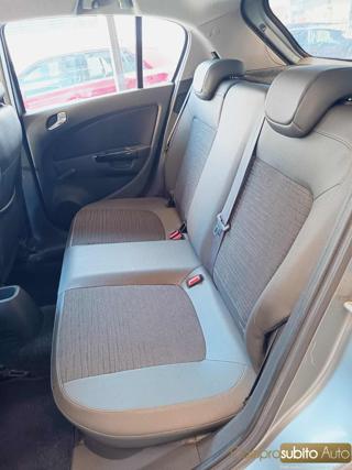 OPEL Corsa usata, con Servosterzo