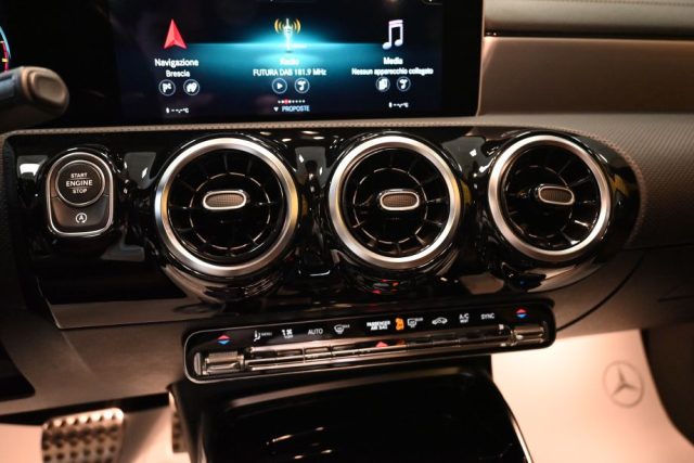MERCEDES-BENZ A 35 AMG usata 108