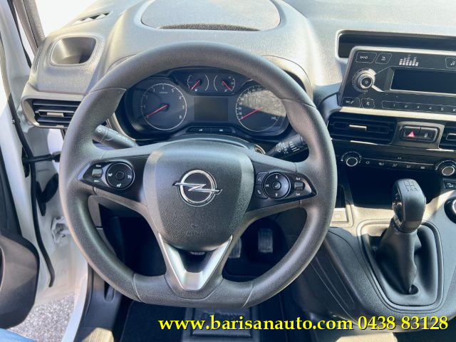 OPEL Combo usata, con Volante multifunzione