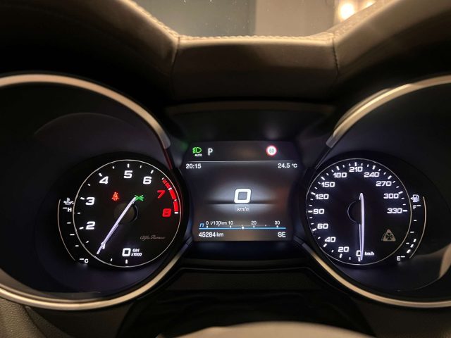 ALFA ROMEO Stelvio usata, con Sedili riscaldati